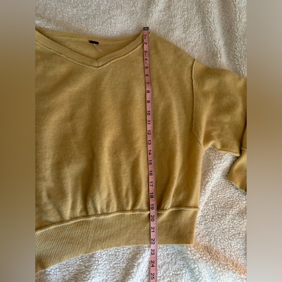 Free People 100% cashmere v neck sweater - Picture 6 of 7